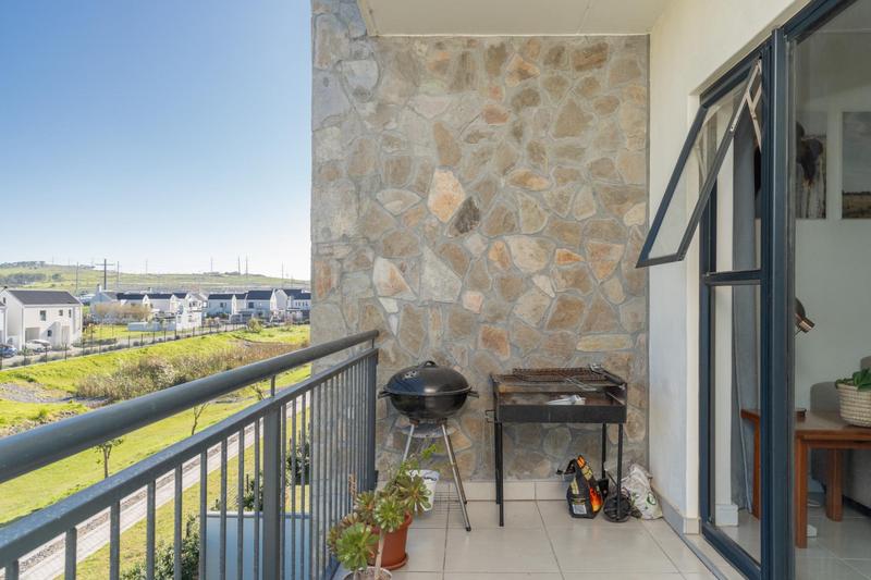2 Bedroom Property for Sale in The Huntsman Western Cape